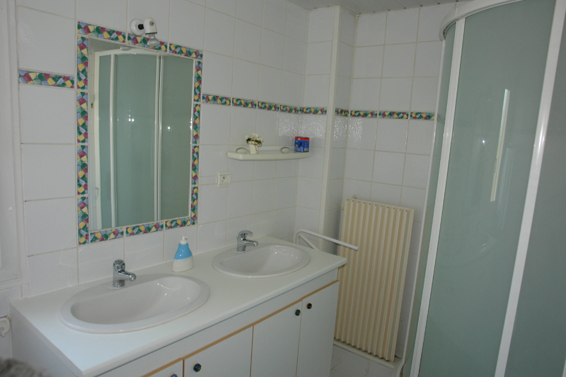 D2 Salle Bains b
